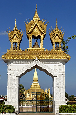 That Luang Stupa, built in 1566 by King Setthathirat, Vientiane, Laos, Indochina, Southeast Asia, Asia