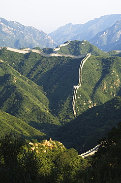 Great Wall of China at Badaling, first built during the Ming dynasty between 1368 and 1644, restored in the 1980s, UNESCO World Heritage Site, near Beijing, Hebei Province, China, Asia