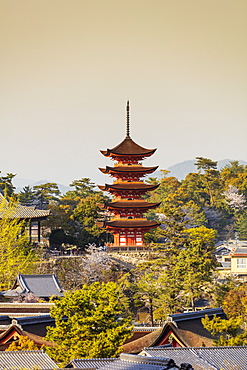 Komyoin five story pagoda, UNESCO World Heritage Site, Miyajima Island, Hiroshima Prefecture, Honshu, Japan, Asia