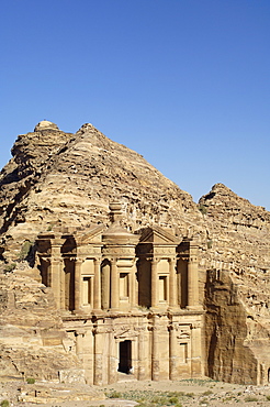 Al Deir (Ed Deir) (The Monastery), Petra, UNESCO World Heritage Site, Jordan, Middle East