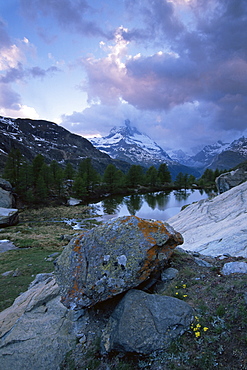 Grindjisee and Matterhorn at sunset, Zermatt, Swiss Alps, Switzerland, Europe