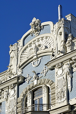 Art Nouveau architecture, 10b Elizabetes iela, designed by Mikhail Eisenstein, Riga, Latvia, Baltic States, Europe