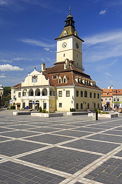 Casa Sfatului (Council House), Piata Sfatului (Council Square), Brasov, Transylvania, Romania, Europe