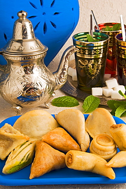 Arabic sweets and pastries, Mint tea