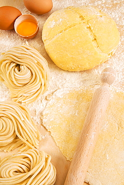 Homemade spaghetti, an Italian speciality known as lombrichelli in Latium (Lazio) and pici in Tuscany, Italy, Europe