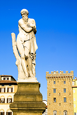 Statue of the Winter, Ponte Santa Trinita, Florence (Firenze), UNESCO World Heritage Site, Tuscany, Italy, Europe