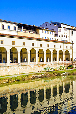 Loggiato and Corridoio Vasariano, Uffizi, Florence (Firenze), UNESCO World Heritage Site, Tuscany, Italy, Europe