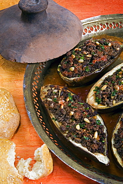 Arabic food, stuffed aubergines, Middle East