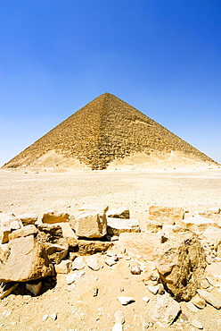 The Red Pyramid (Senefru Pyramid), Dahshur, UNESCO World Heritage Site, near Cairo, Egypt, North Africa, Africa