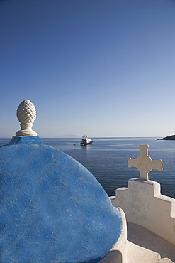 Church near the beach of Platys Gyalis, Mykonos, Cyclades Islands, Greek Islands, Greece, Europe