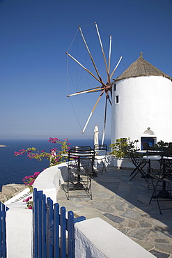 Oia, Santorini (Thira), Cyclades, Greek Islands, Greece, Europe