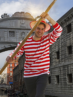 Gondolier, Venice, UNESCO World Heritage Site, Veneto, Italy, Europe