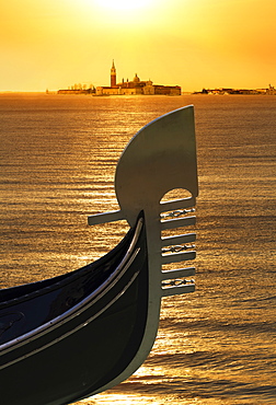 Gondola, Venice, UNESCO World Heritage Site, Veneto, Italy, Europe