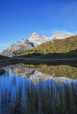 Lai Da Vons, small lake in the Alps, Graubunden, Swiss Alps, Switzerland, Europe