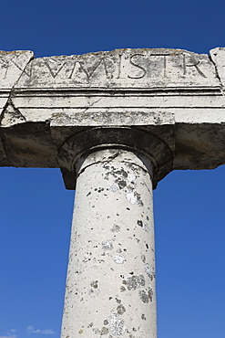 Pillar in ancient Pompeii, UNESCO World Heritage Site, Campania, Italy, Europe