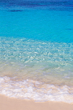 The crystal clear water of the Indian Ocean on an island in the Maldives, Indian Ocean, Asia