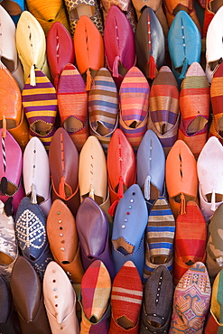 Traditional footware in the souk, Medina, Marrakech, Morocco, North Africa, Africa