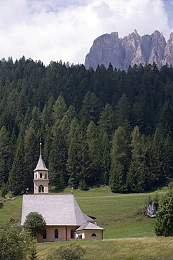 Church in Pera, Rosengarten peaks, Dolomites, Italy