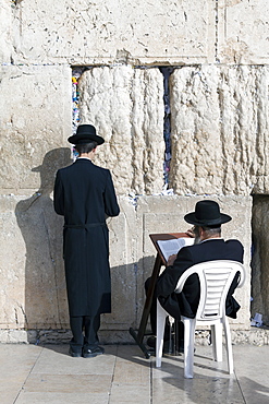 Jewish Quarter of the Western Wall Plaza, with people praying at the Wailing Wall, Old City, Jerusalem, Israel, Middle East