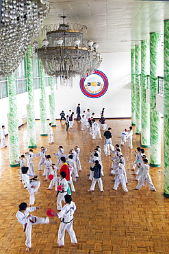 Tae kwon do class, Mangyongdae Schoolchildren's Palace, Pyongyang, Democratic People's Republic of Korea (DPRK), North Korea, Asia