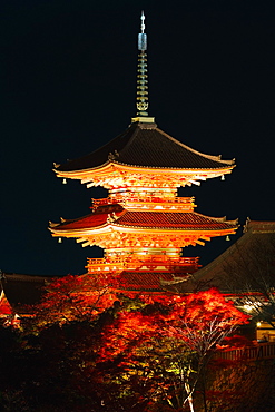 Kiyomizu-Dera Temple, first built in 798, UNESCO World Heritage Site, Kyoto, Kansai Region, Honshu, Japan, Asia