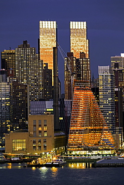 Midtown Manhattan across the Hudson River, New York, United States of America, North America