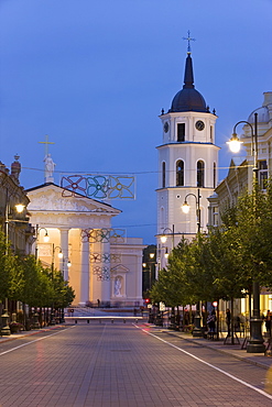 Cathedral and Bell Tower looking along Gedimino street, Vilnius, Lithuania, Baltic States, Europe