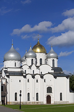 St. Sophia Cathedral, Kremlin, UNESCO World Heritage Site, Veliky Novgorod, Novgorod Oblast, Russia, Europe