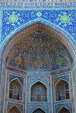 Entrance, Ceiling and Walls, Tilla-Kari Madrassah (Completed 1660), Registan Square, Samarkand, Uzbekistan