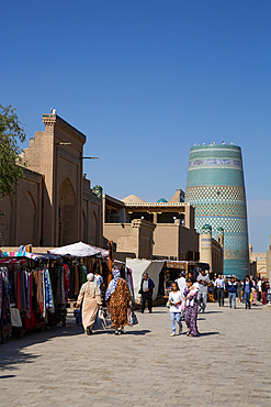 Shopping Street, Kalta Minaret in the background, Ichon Qala (Itchan Kala), UNESCO World Heritage Site, Khiva, Uzbekistan, Central Asia, Asia