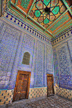 Tiled Walls, Painted Ceiling, The Emir's Wives Quarters, Tash Khauli Palace, 1830, Ichon Qala (Itchan Kala), UNESCO World Heritage Site, Khiva, Uzbekistan, Central Asia, Asia