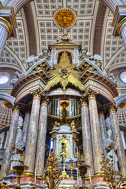 High Altar, Cathedral of Our Lady of the Immaculate Conception, 1649, Historic Center, UNESCO World Heritage Site, Puebla, Puebla State, Mexico, North America