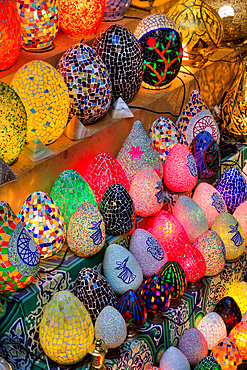 Lights for sale, The Khan el-Khalili Bazaar, Historic Cairo, Cairo, Egypt, North Africa, Africa