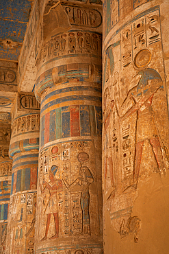 Column Reliefs, West Portico, Second Courtyard, Medinet Habu, Mortuary Temple of Ramesses III, 1187-56 BCE, Ancient Thebes, UNESCO World Heritage Site, Luxor, Egypt, North Africa, Africa