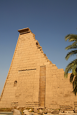 Pylon 9 with Reliefs, Karnak Temple Complex, UNESCO World Heritage Site, Luxor, Egypt, North Africa, Africa