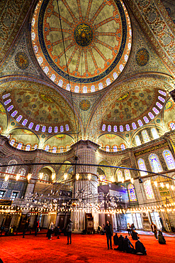 Ceiling and Walls, Interior, Blue Mosque (Sultan Ahmed Mosque), 1609, UNESCO World Heritage Site, Sultanahmet, Istanbul, Turkey, Europe