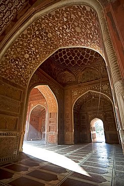 Interior of red sandstone mosque (Masjid) at the Taj Mahal, UNESCO World Heritage Site, Agra, Uttar Pradesh, India, Asia