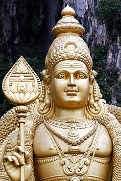 Entrance with the giant statue of Murugan, the Hindu God of War, Hindu Temple and Shrine of Batu Caves, Kuala Lumpur, Malaysia, Southeast Asia, Asia