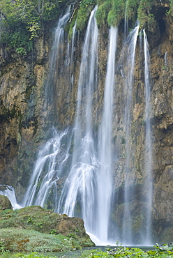 Waterfall in the Plitvice Lakes National Park, UNESCO World Heritage Site, Croatia, Europe