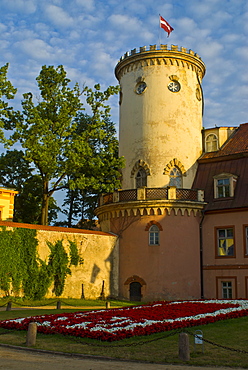 The knights stronghold of Sigulda in the Gauja National Park, Sigulda, Latvia, Baltic States, Europe