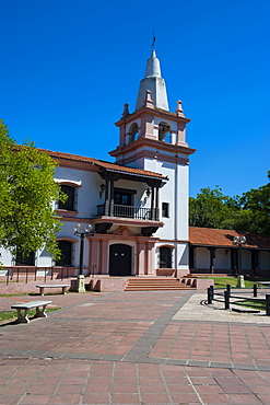 Plaza de las Tres Cultures, Santa Fe, capital of the province of Santa Fe, Argentina, South America