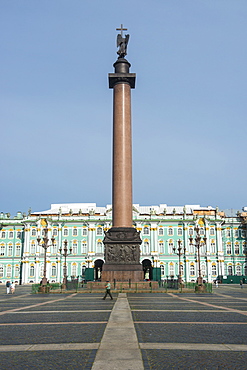 Palace Square with the Alexander Column before the Hermitage (Winter Palace), UNESCO World Heritage Site, St. Petersburg, Russia, Europe