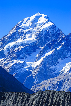 Close up of Mount Cook, the highest mountain in New Zealand, UNESCO World Heritage Site, South Island, New Zealand, Pacific