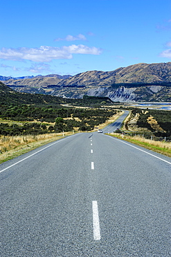 Road leading above the Lewis Pass, South Island, New Zealand, Pacific 