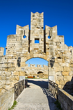 Liberty Gate, the Medieval Old Town of the City of Rhodes, UNESCO World Heritage Site, Rhodes, Dodecanese Islands, Greek Islands, Greece, Europe