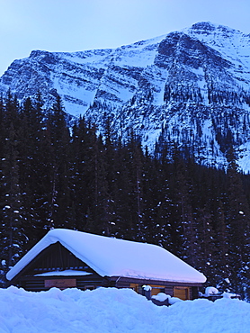 Lake Louise boathouse in winter, Lake Louise, Banff National Park, UNESCO World Heritage Site, Alberta, Canada, North America