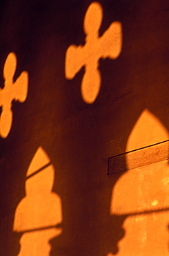 Arches casting shadows, The Doge's Palace, Venice, UNESCO World Heritage Site, Veneto, Italy, Europe