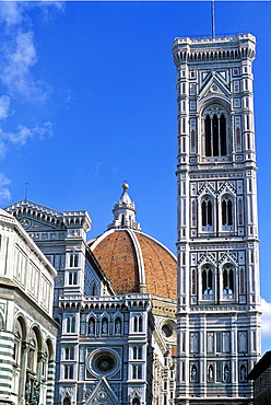 The Duomo (Cathedral of Santa Maria del Fiore) and the Campanile di Giotto, Florence, UNESCO World Heritage Site, Tuscany, Italy, Europe