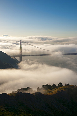 Golden Gate Bridge, San Francisco, California, United States of America, North America