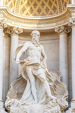 Trevi Fountain, Oceanus statue, Rome, Lazio, Italy, Europe